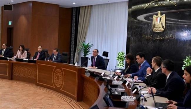 مدبولي: وضعنا سقفًا لإجمالي الاستثمارات العامة الكلية بكل جهات الدولة لا يتجاوز تريليون جنيه