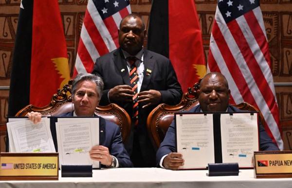 الولايات المتحدة و بابوا غينيا الجديدة تبحثان تعميق العلاقات الدفاعية والأمنية