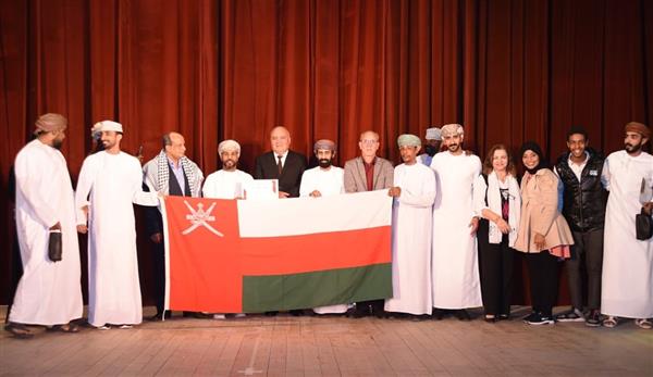 عمان و الأردن يحصدان جوائز مسرح الجنوب