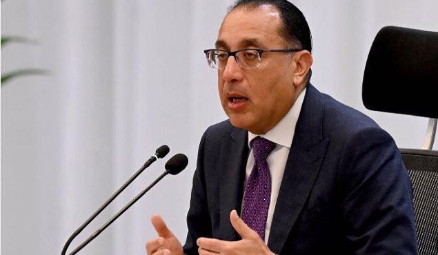 مدبولي : توجيه لوزارة الداخلية بالضرب بيد من حديد لمواجهة تجار العملة