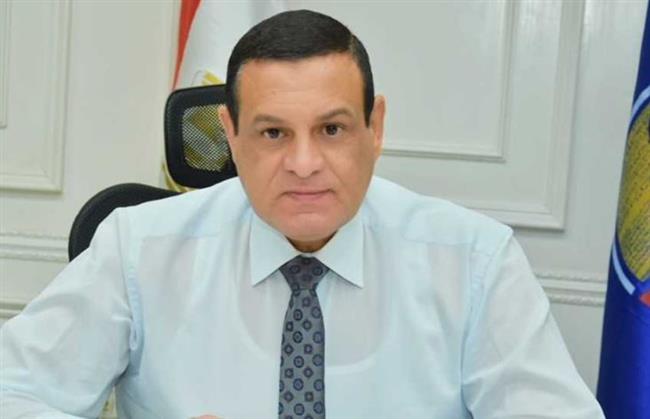 وزير التنمية المحلية يهنئ الرئيس السيسي بحلول شهر رمضان المبارك