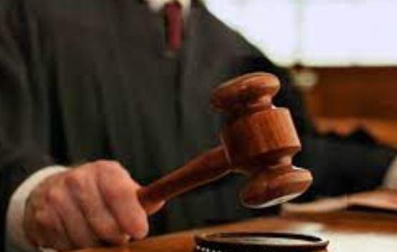 المشدد 7 سنوات لـ 3 عاطلين لسرقتهم سائقا تحت تهديد السلاح فى الإسكندرية
