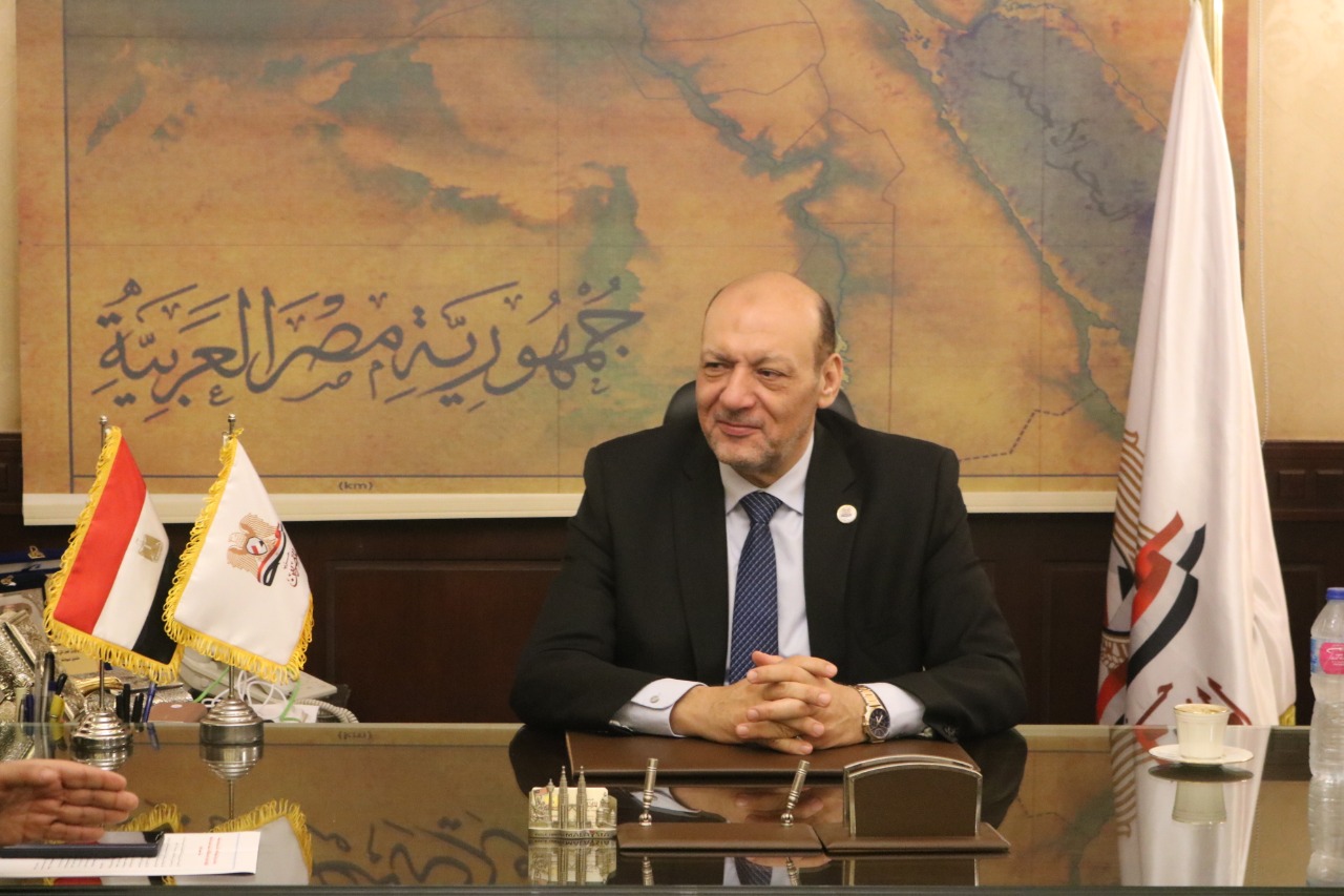 حزب المصريين : كلمة الرئيس السيسي كشفت حجم المعاناة للعبور بالدولة لبر الأمان