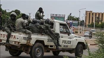   السلطات الأمنية تبحث عن 287 طالبا مختطفا في نيجيريا