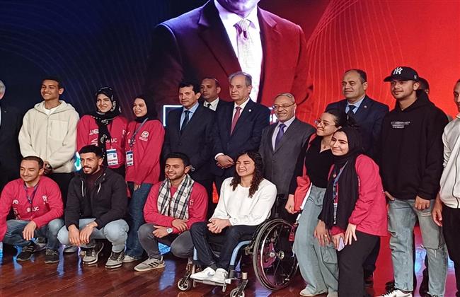  "ذكي" يهنىء فريق طلاب طنطا الفائز بالمركز الثاني بـ"عباقرة الجامعات"