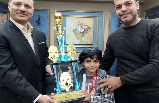 طالب سكندري يحصل على جائزة الشامبيون العالمية في الحساب الذهني
