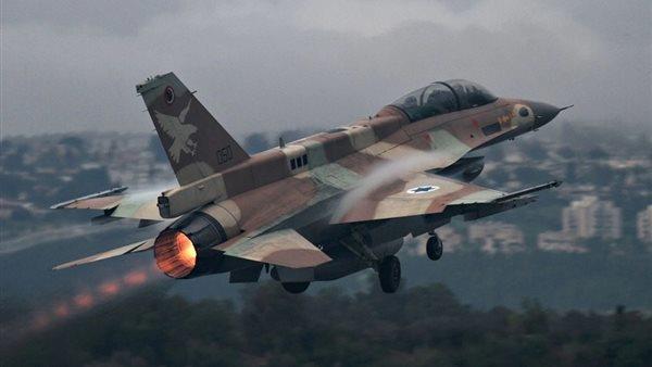 غارات طيران الاحتلال الإسرائيلي تستهدف 10 مواقع لحزب الله