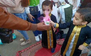   محافظة الغربية تشهد حالة من البهجة عقب توزيع هدايا الرئيس السيسي على الأطفال