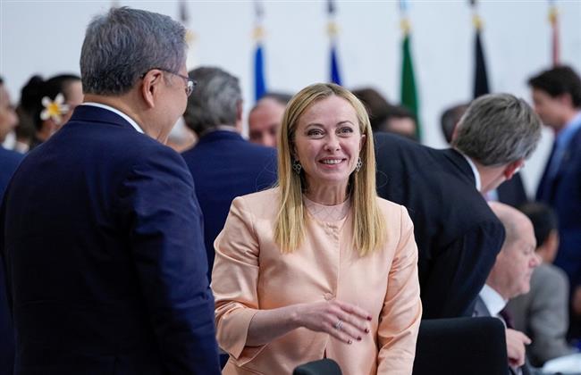 رئيسة الوزراء الإيطالية تدعو الرئيس الأرجنتيني لحضور قمة السبع