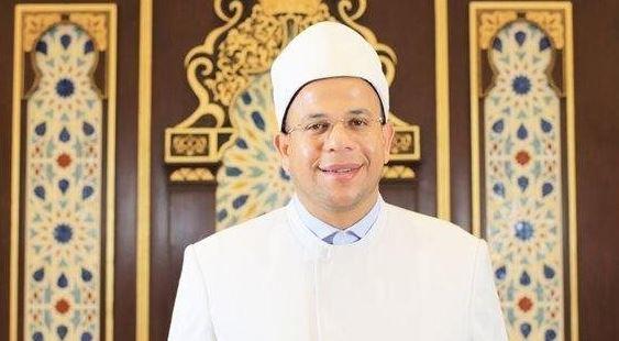 أول عقد قران بلغة أجنبية في القاهرة.. الدكتور أسامة قابيل: أهل العروس أجانب