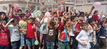   "شباب القليوبية" تواصل رسم البهجة على وجوه الأطفال احتفالاً بالعيد.. صور