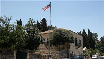  السفارة الأمريكية في إسرائيل تطالب موظفيها بالاحتماء