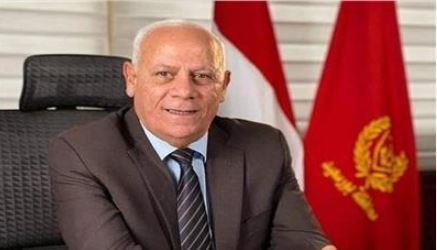 محافظ بورسعيد يشيد بجهود الأجهزة التنفيذية والأمنية خلال عيد الفطر المبارك