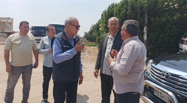 محافظ القليوبية يتابع منظومة النظافة فى 3 مدن  