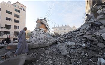   صحة غزة: ارتفاع حصيلة قتلى القصف الإسرائيلي إلى 33729