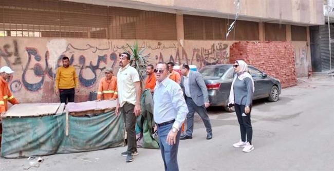 نائب محافظ القليوبية تقود حملة لرفع الإشغالات في طوخ 