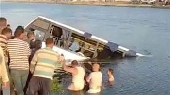 انقلاب أتوبيس في ترعة بالجيزة 