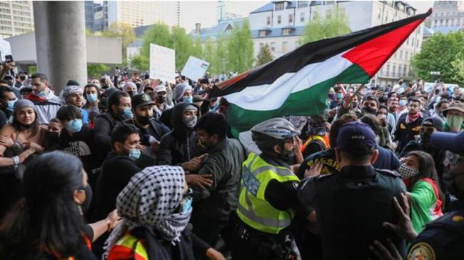 "واشنطن بوست" تسلط الضوء على المظاهرات الحاشدة في أمريكا تأييدا للشعب الفلسطيني