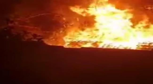 إخماد حريق داخل مخزن أوراق في مدينة نصر