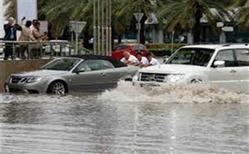   بسبب الطقس السيئ.. الإمارات تفعل نظام التعليم عن بُعد في دبي