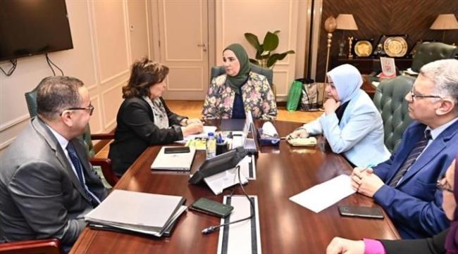 وزيرة التضامن تلتقي الأمين العام للمجلس القومي للطفولة والأمومة