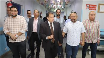   رئيس جامعة جنوب الوادي يتفقد 24 مصابا فلسطينياً بالمستشفيات الجامعية