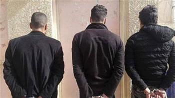 ضبط 3 عناصر اجرامية بسوهاج والمنيا بحوزتهم 24 قطعة سلاح ناري بقصد الإتجار