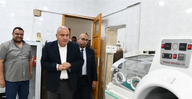 محافظ قنا يأمر بتزويد  مستشفى دشنا المركزى ب 12 ماكينة غسيل كلوى جديدة