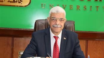 رئيس جامعة المنوفية يرأس لجنة الاحتياجات ويناقش الخطة الخمسية لتعيين المعيدين
