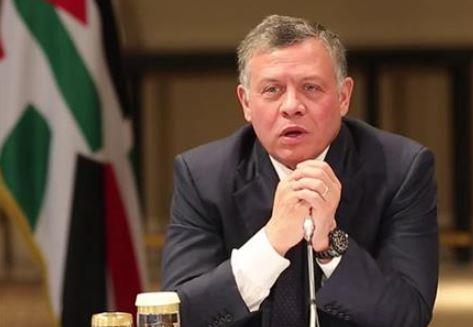 العاهل الأردني والرئيس الفلسطيني يبحثان هاتفيا تطورات الأوضاع في غزة