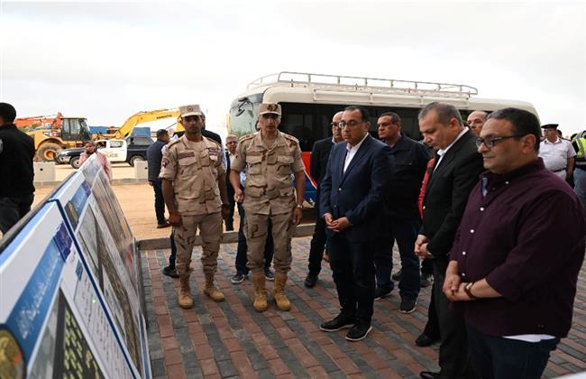 رئيس الوزراء يتفقد أعمال تطوير منطقة اللسان والممشى السياحي بـ رأس البر