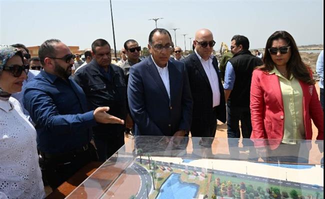 رئيس الوزراء يتفقد أعمال إنشاء مبنى ديوان عام محافظة دمياط