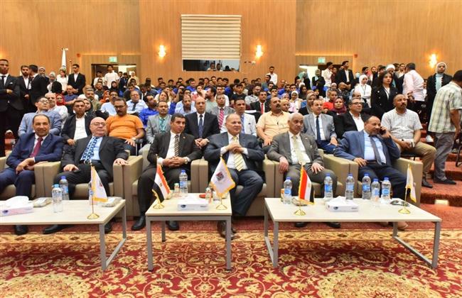 محافظ أسيوط يشهد انطلاق فعاليات أسبوع شباب جامعات ومدارس وسط الصعيد