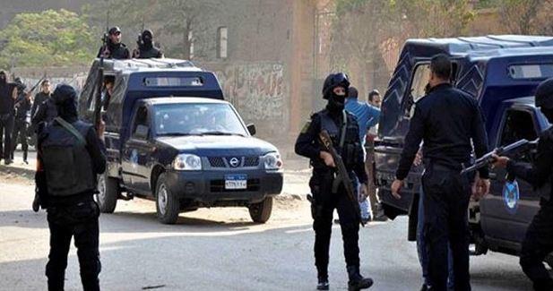 حملات أمنية لضبط الخارجين عن القانون فى أسوان ودمياط والإسكندرية