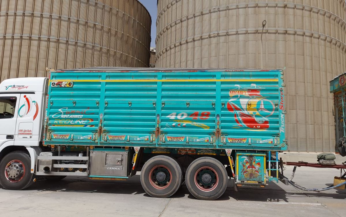 محافظ المنيا : توريد 8895 طناً من محصول القمح بالشون والصوامع