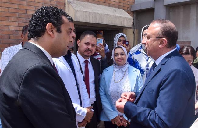 محافظ الإسكندرية يطلق القافلة الطبية بـ وحدة صحة البيطاش