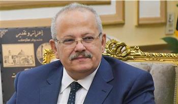   رئيس جامعة القاهرة يهنئ وزير الدفاع بعيد تحرير سيناء‎‎