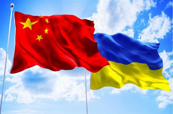 أوكرانيا والصين يناقشان تعزيز التعاون في المجال السياسي