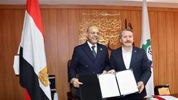   اتحاد عمال مصر ونظيره التركي يوقعان اتفاقية لدعم العمل النقابي المشترك 