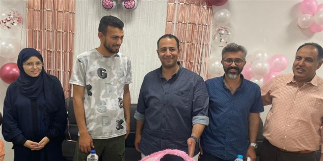 في لمسة إنسانية: مستشفي إهناسيا التخصصي تحتفل بسبوع أول مولودة فلسطينية 