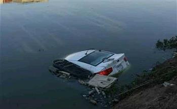   يا فرحة ما تمت.. انقلاب سيارة زفاف فى البحيرة