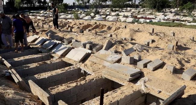 فرنسا تطالب بإجراء تحقيق مستقل حول اكتشاف مقابر جماعية في غزة