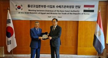   ربيع: تعاون مرتقب مع كوريا الجنوبية لبناء وحدات بحرية في قناة السويس 
