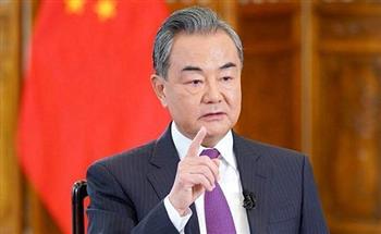   وزير الخارجية الصيني يؤكد لنظيره الأمريكي تمسك بلاده بمبادئ "الاحترام المتبادل" في العلاقات