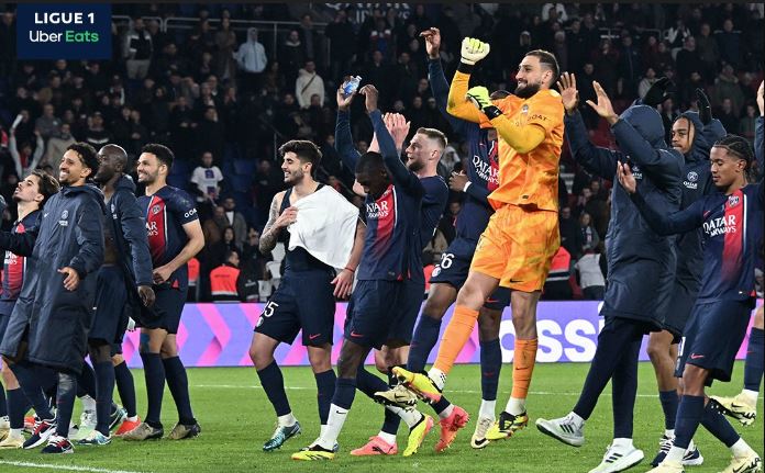 الدوري الفرنسي .. باريس سان جيرمان بطلًا بخسارة موناكو أمام ليون 3-2