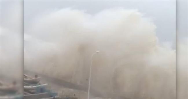 إعصار قوي يضرب "قوانجتشو" الصينية ويتسبب في مقتل وإصابة 38 شخصا
