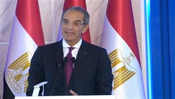   وزير الاتصالات: استراتيجية مصر الرقمية تستهدف تقديم خدمات ميسرة للمواطنين وتشجيع ريادة الأعمال