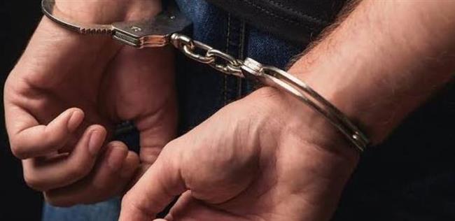 ضبط شخص في الجيزة لقيامه بالنصب والاحتيال على المواطنين