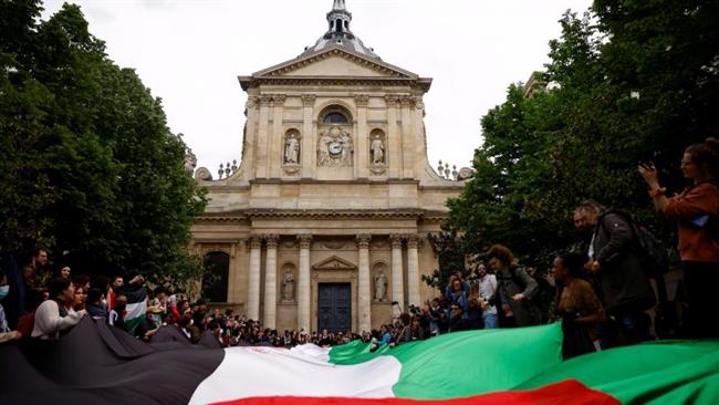 الشرطة الفرنسية تفض اعتصامًا لطلاب مؤيدين لـ فلسطين بـ جامعة السوربون