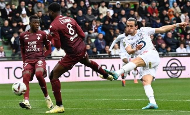 ليل يفوز 2-1 على ميتز المتعثر وبريست يفوز 5-4 على رين بالدورى الفرنسى